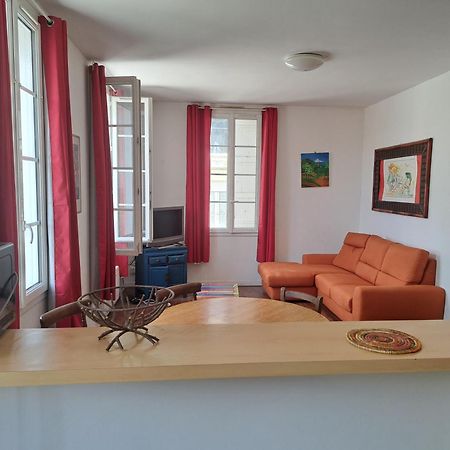 Appartement Vue Panoramique Sur Le Vieux Saintes Bagian luar foto